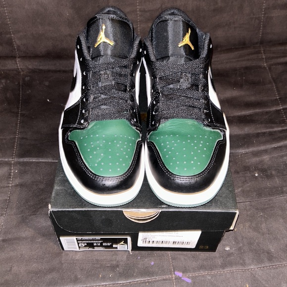 Jordan 1 “green toe “ - Picture 2 of 5